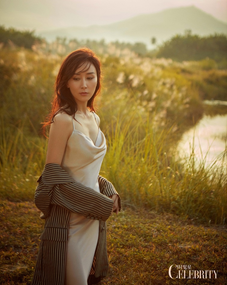 胡静野生系静像大片曝光回归自然拥抱初心