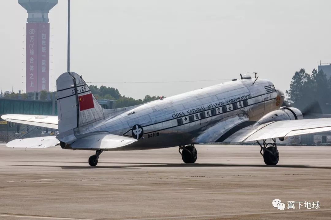 脱漆,抛光……74岁机龄的dc-3后续命运何去何从?