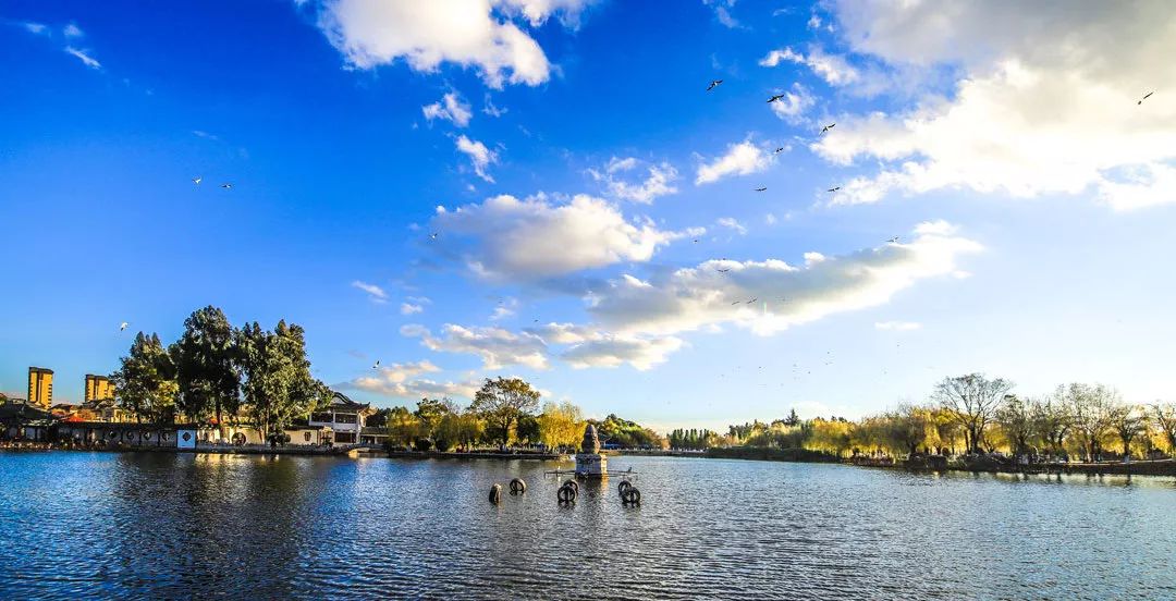 这一抹"昆明蓝",火爆朋友圈