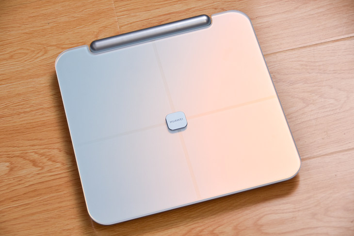 华为体脂秤2pro八电极加持,真正懂你的健康管家