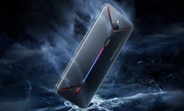 红魔3s御风超神双12限时特惠 2799元就能买电竞神器