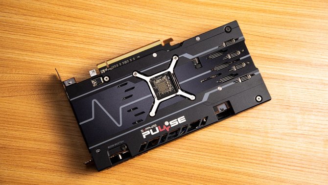 性能出众颜值在线 蓝宝石pluse rx5500xt显卡首发评测