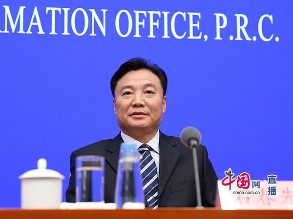 12月12日,国务院举行新闻发布会,水利部规划计划司司长石春先介绍情况