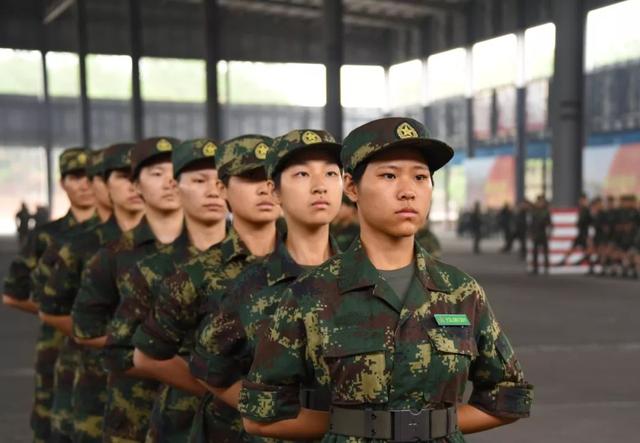 这里有一场火箭军兵哥哥的"成人礼",速来围观!