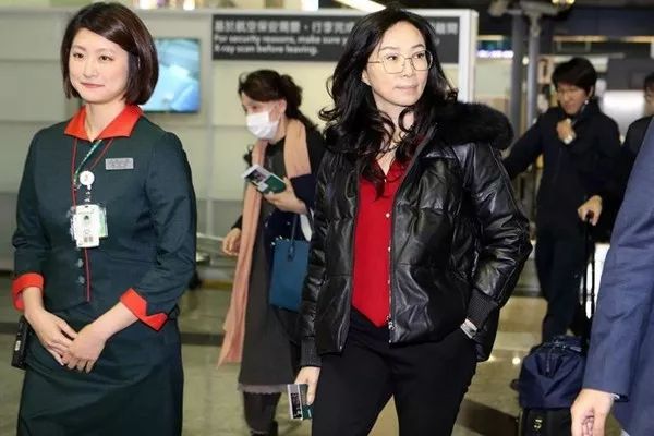 李佳芬对民调存疑虑 批蔡当局以民调估选票是笑