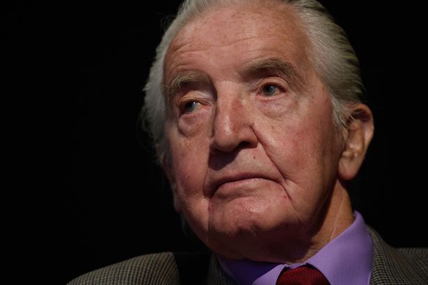 丹尼斯·斯金纳（图片来源：《镜报》）