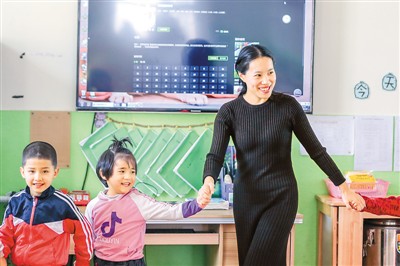 网友愤慨:美国“涉疆法案”满纸谎言