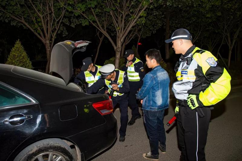 兴宁昨天街上到处都是警察怎么回事兴宁又有人被抓因为干这事
