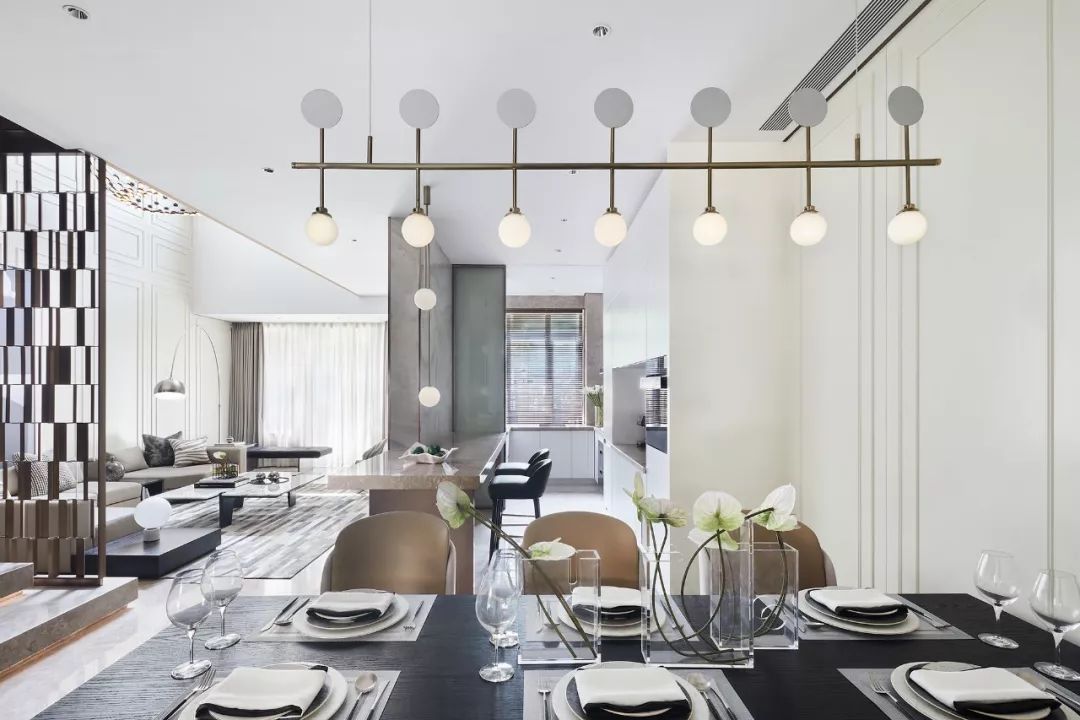 现代风+轻奢，在简单中营造奢华！