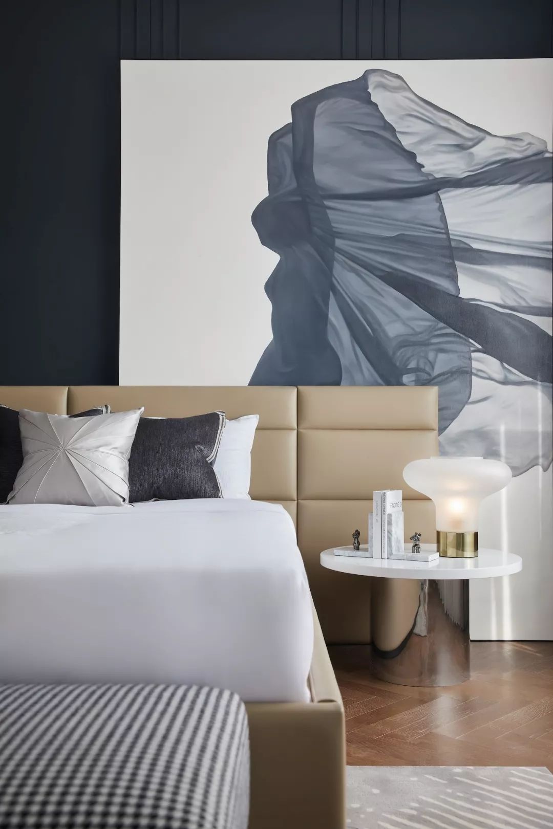 现代风+轻奢，在简单中营造奢华！