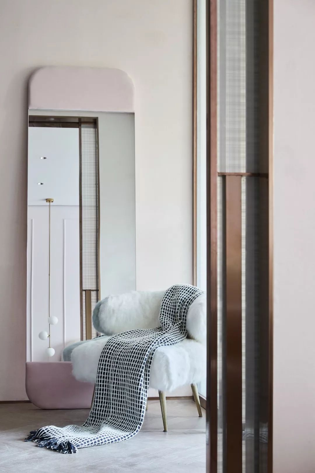 现代风+轻奢，在简单中营造奢华！