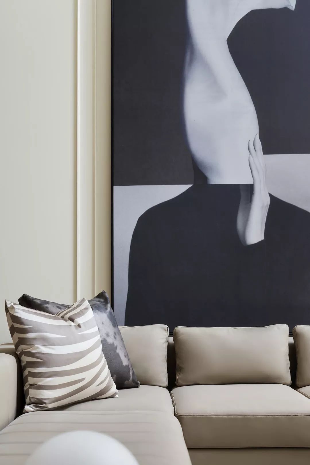 现代风+轻奢，在简单中营造奢华！