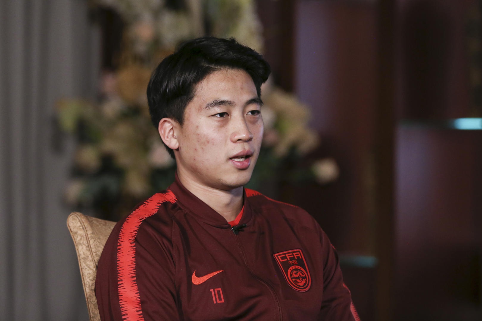 国奥10号胡靖航:中国足球不管谁都来骂两句,这不能怪别人