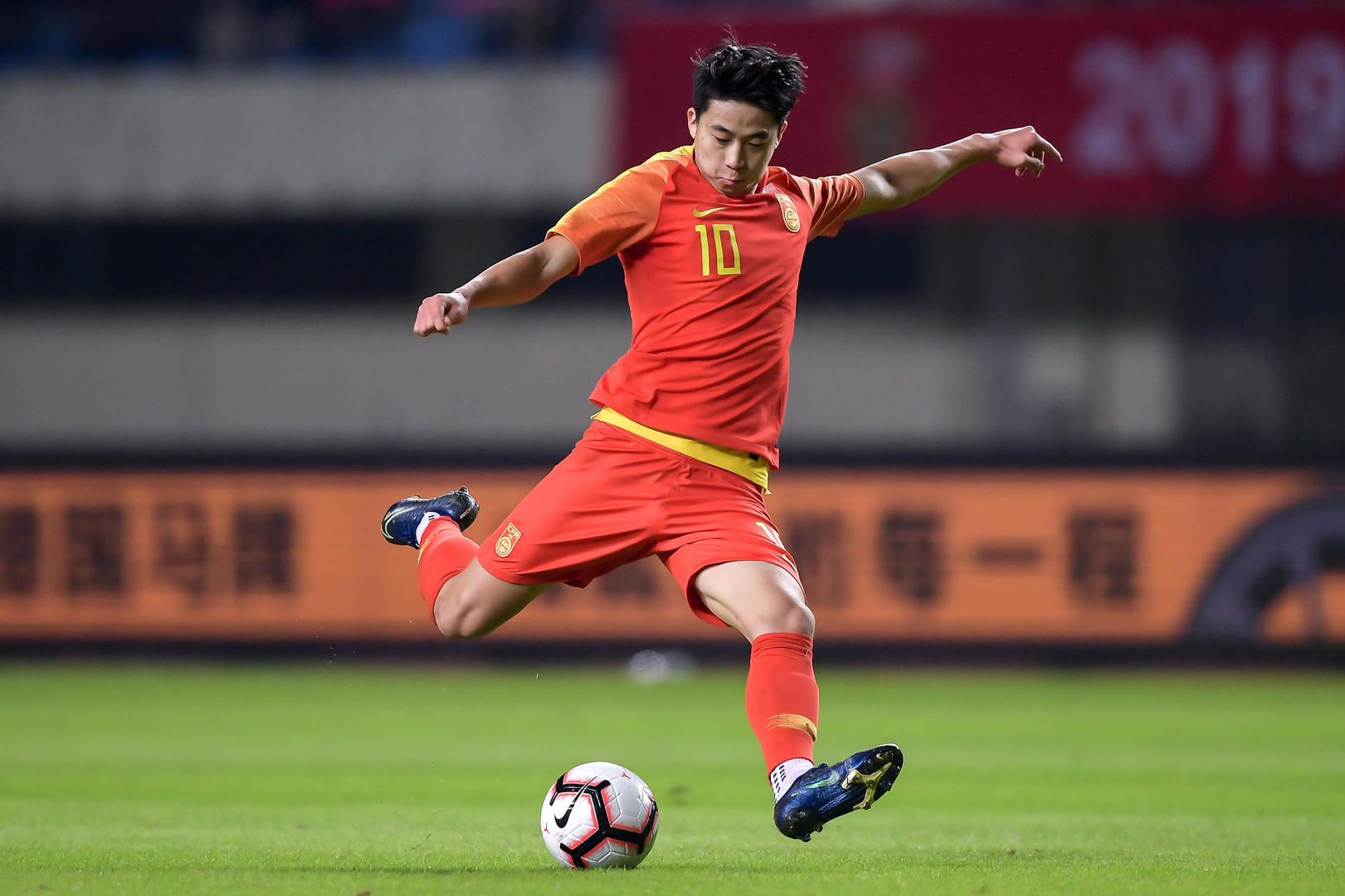 国奥10号胡靖航:中国足球不管谁都来骂两句,这不能怪别人