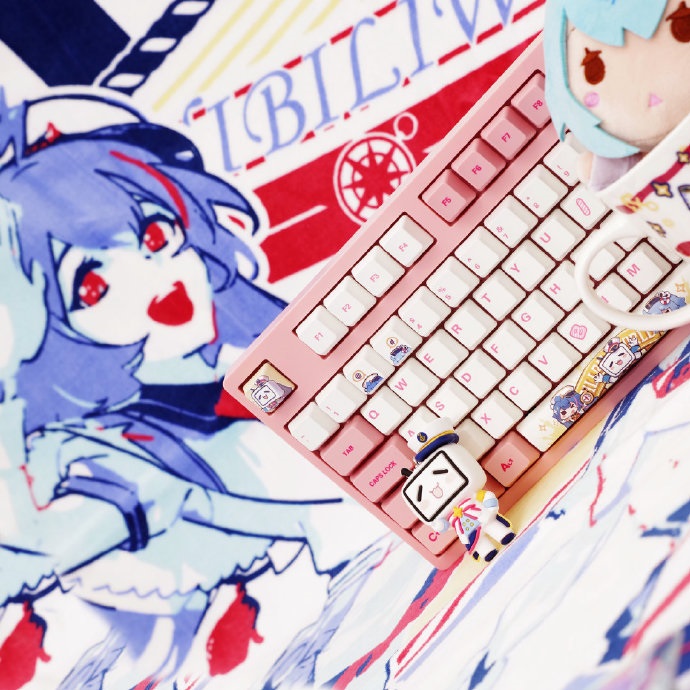 akko艾酷展示第二款"b站"主题机械键盘:粉色外观 "小电视"