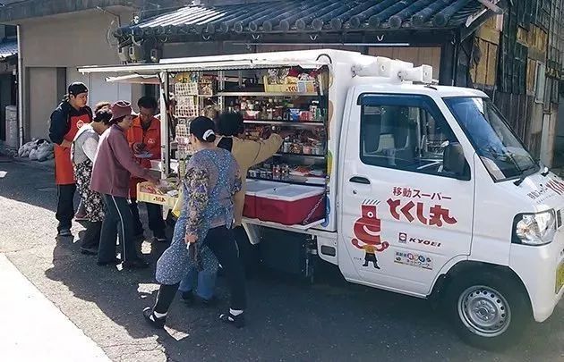 一辆小卡车造福日本800万“购物难民”