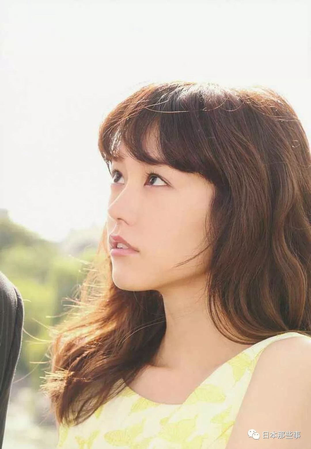 桐谷美玲出席新书发售会纪念30岁最真实的自己 桐谷美玲 安堂机器人 写真集 新浪娱乐 新浪网