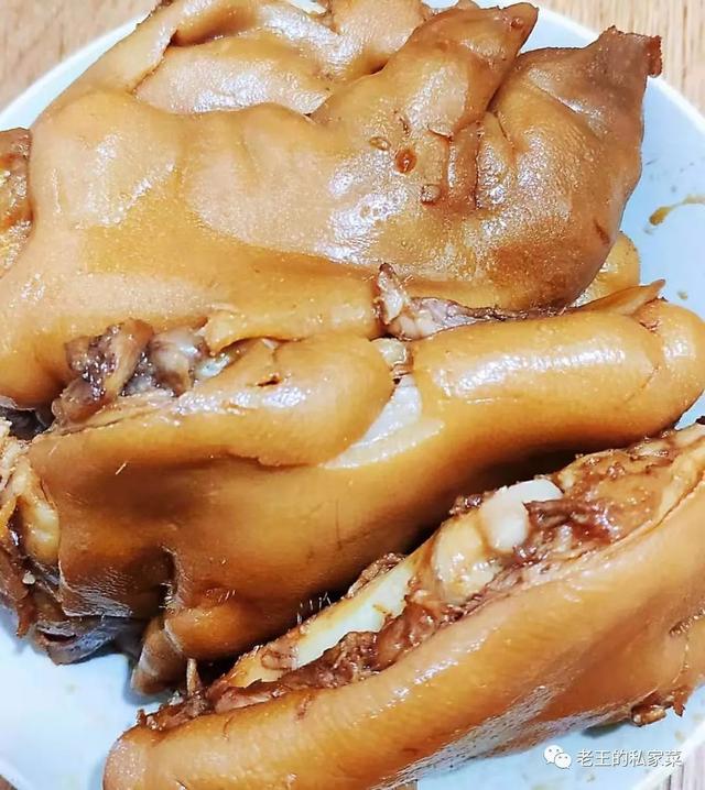 卤蹄花鲜嫩爽滑 还是一道美容营养菜 冬季进补吃蹄花嗲