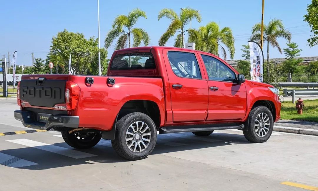 这些车长度超5米、配四驱系统，关键售价还不高