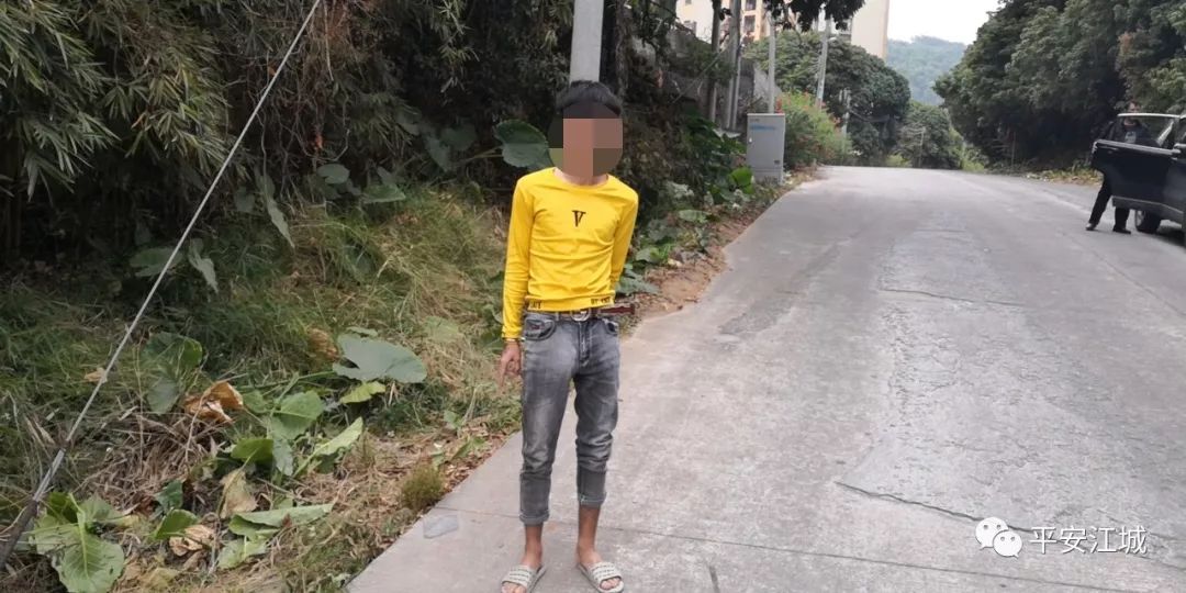 凌晨5时许,阳江两少年在金鸡寺附近抢劫.