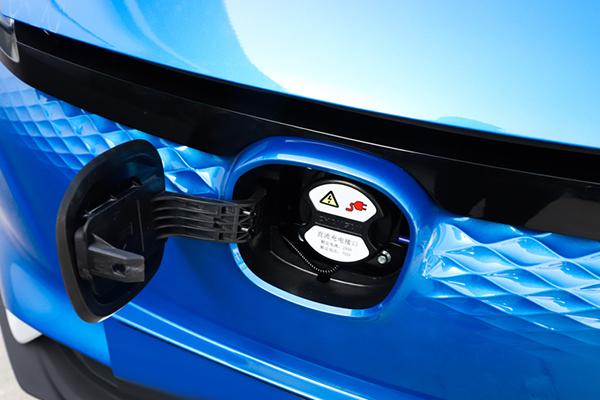 售价9.99万起，环球网汽车频道体验长安新能源E-Pro