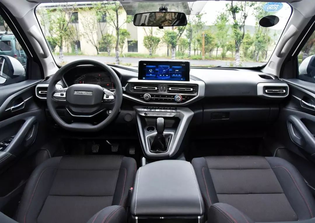 这些车长度超5米、配四驱系统，关键售价还不高