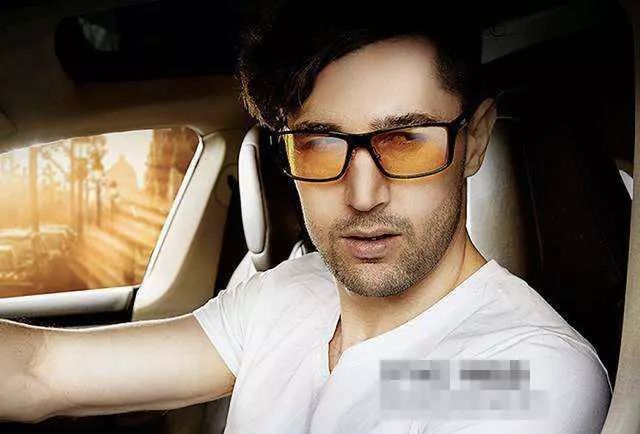 雪天行车不清楚十大要点，分分钟祸从天降！