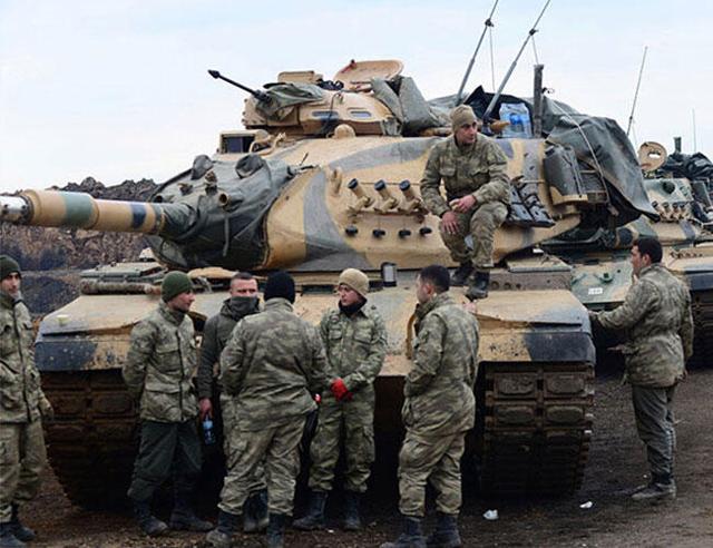 埃尔多安迈出危险一步,悍然出兵北非战场,哈夫塔尔:击沉土舰船