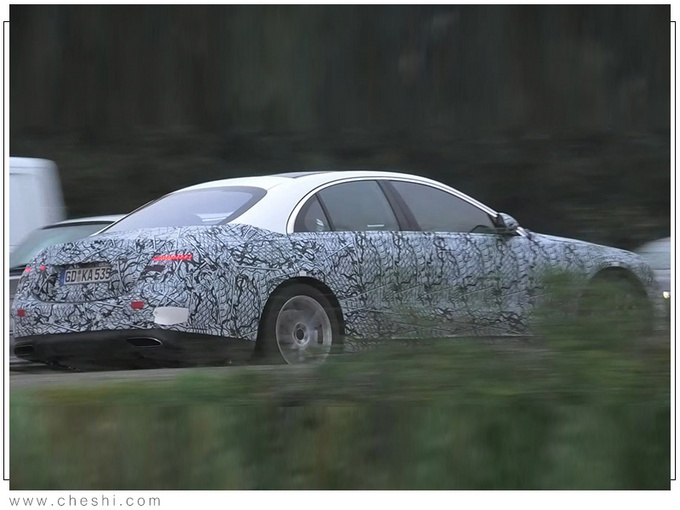 奔驰全新一代S级渲染图 搭2.0T引擎灯组进行调整