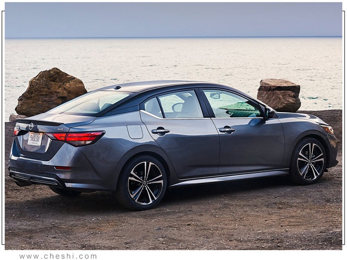 日产新款轩逸实拍曝光 搭2.0L引擎/动力大幅提升