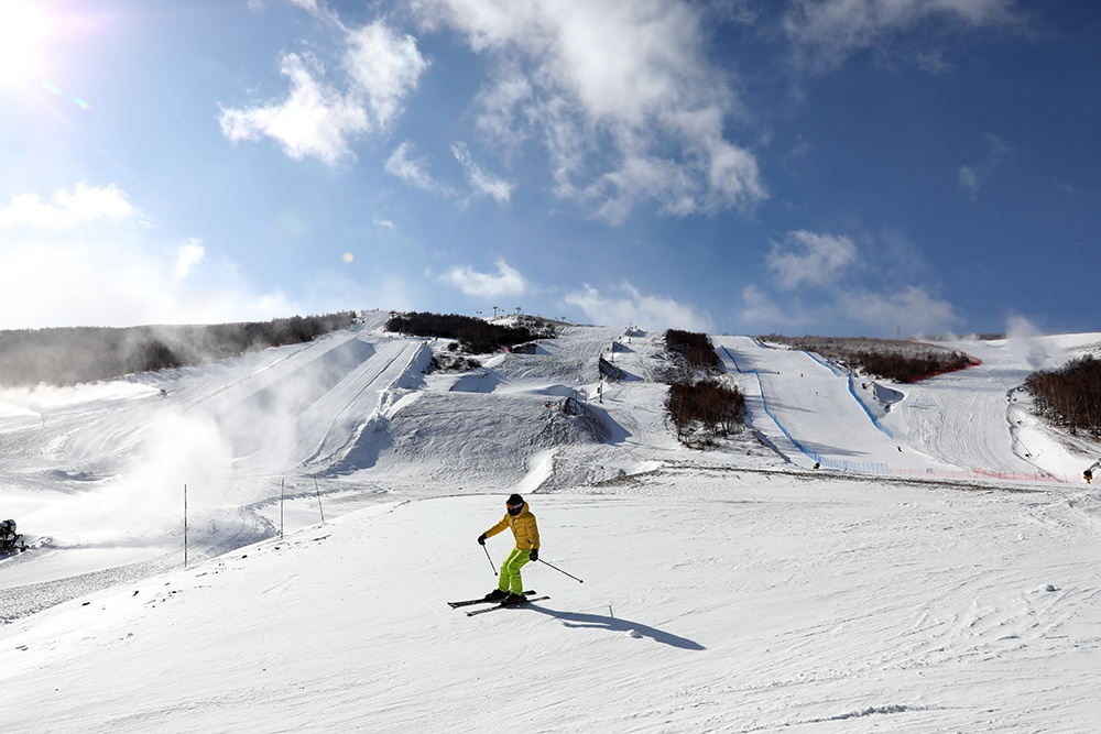 视频丨探营崇礼|崇礼|跳台滑雪_新浪新闻