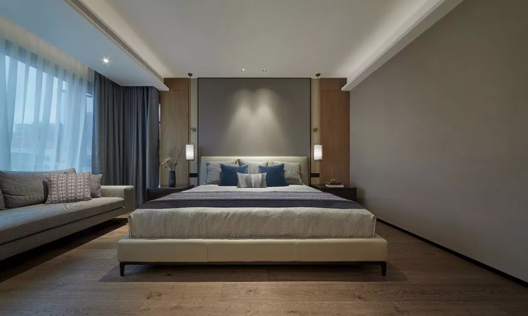 320㎡现代大宅，艺术与稳重的设计，端庄细腻的品质！