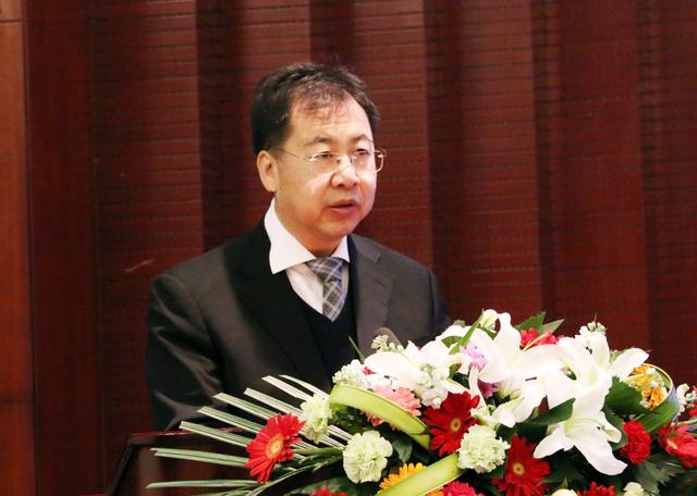 董事长赵晓晨,北京有色金属研究总院名誉院长,中国工程院院士屠海令