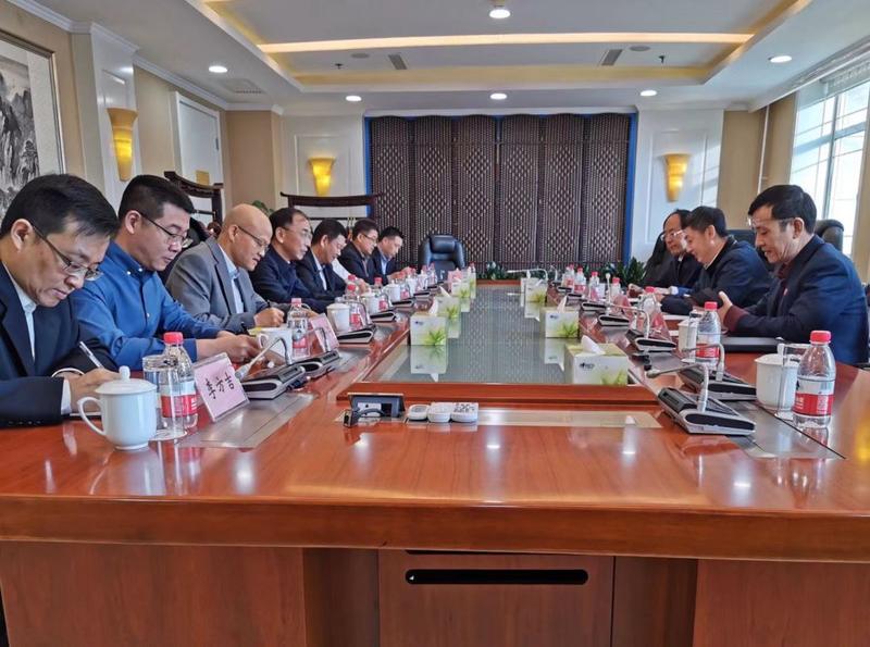 李灼贤陪同省发改委副主任,省能源局局长吴道闻拜会