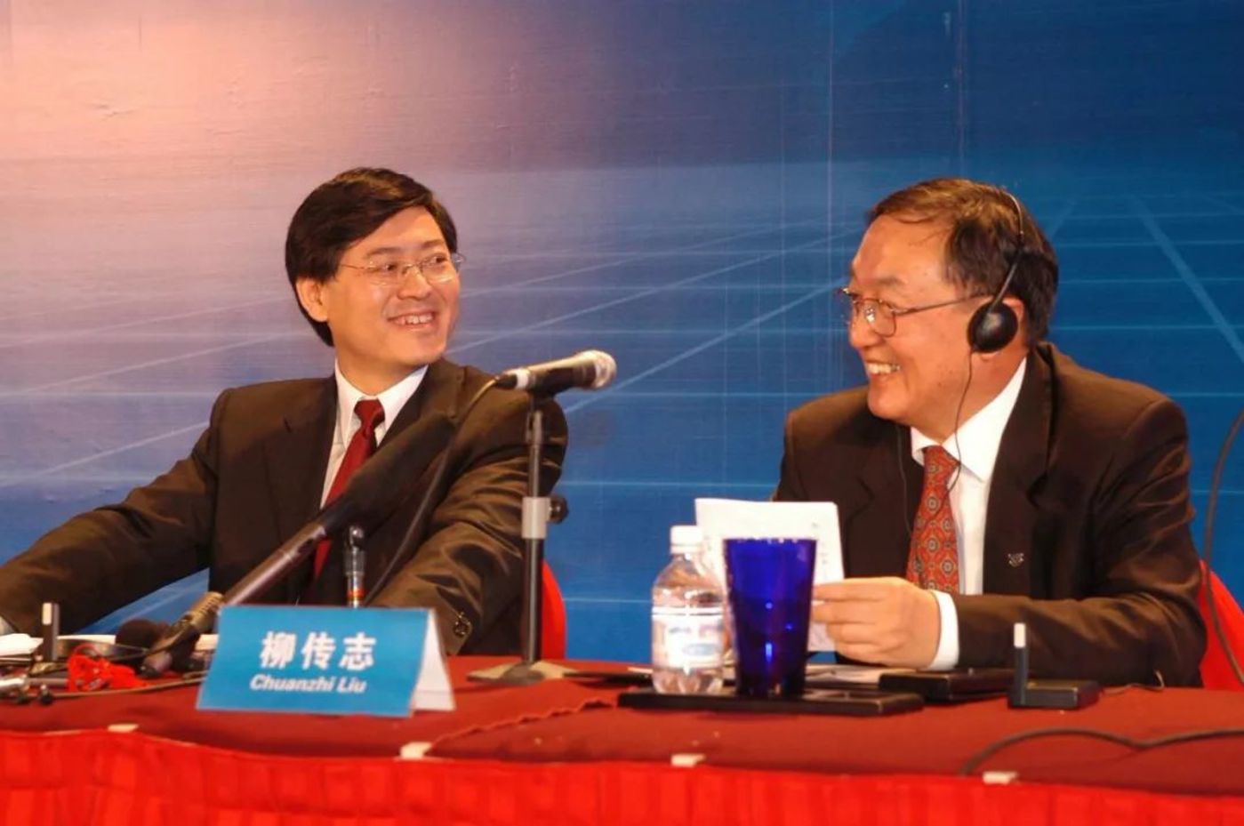 柳传志卸任杨元庆发表感想柳总于我良师诤友ceo说