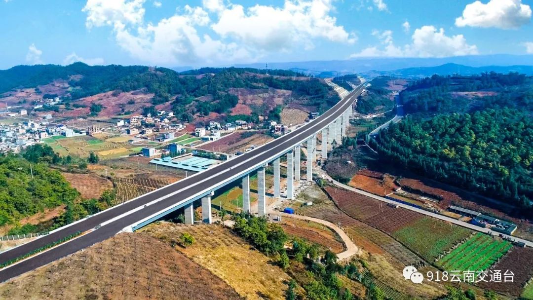 石泸高速红河段今天通车试运行!泸西至昆明节省40分钟!