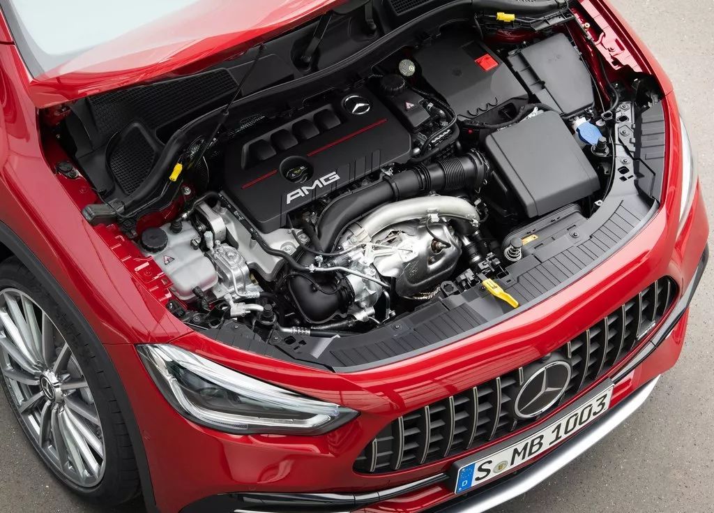 颜值高、动力好！新款奔驰SUV亮相，宝马奥迪都颤抖了！