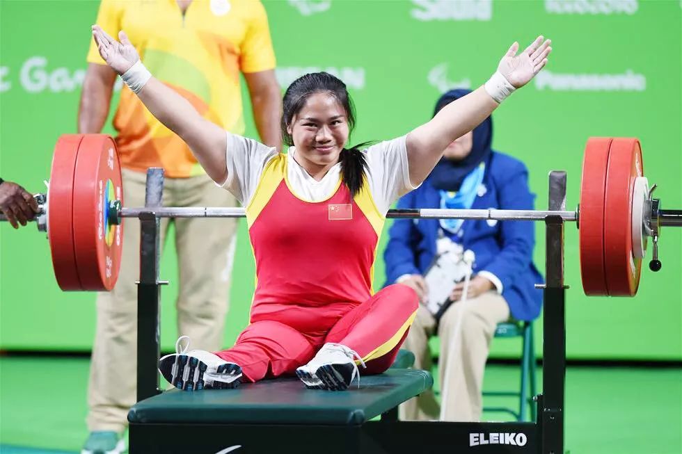 折翼——残疾小孩要当运动员演讲者:谭玉娇中国残疾人举重队队员谭玉