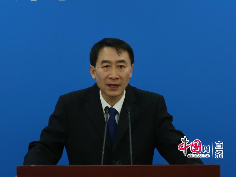 全国人大常委会法工委发言人岳仲明。来源:中国网