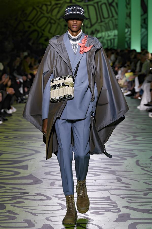 迪奥2020秋季男装系列发布秀