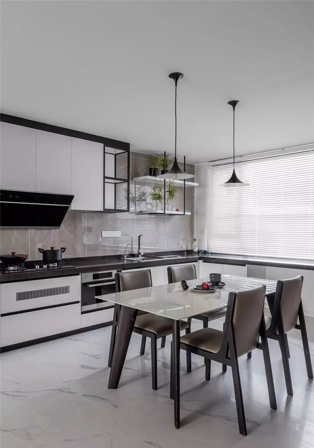 【装修案例】120㎡现代主义3室2厅，去繁就简追求生活的极致简约！