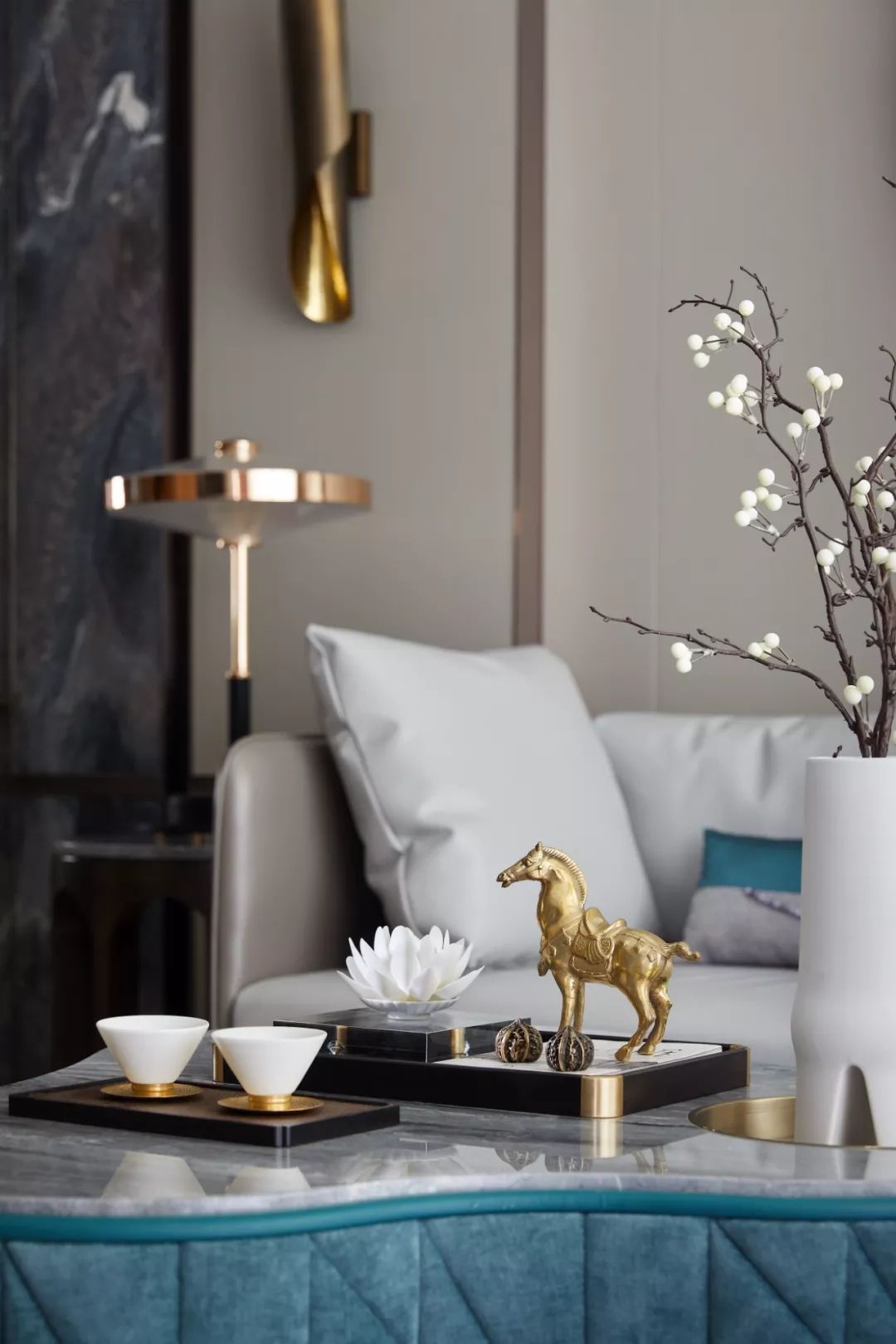 173㎡现代轻奢风下叠洋房，优雅孔雀蓝凸显时尚质感！