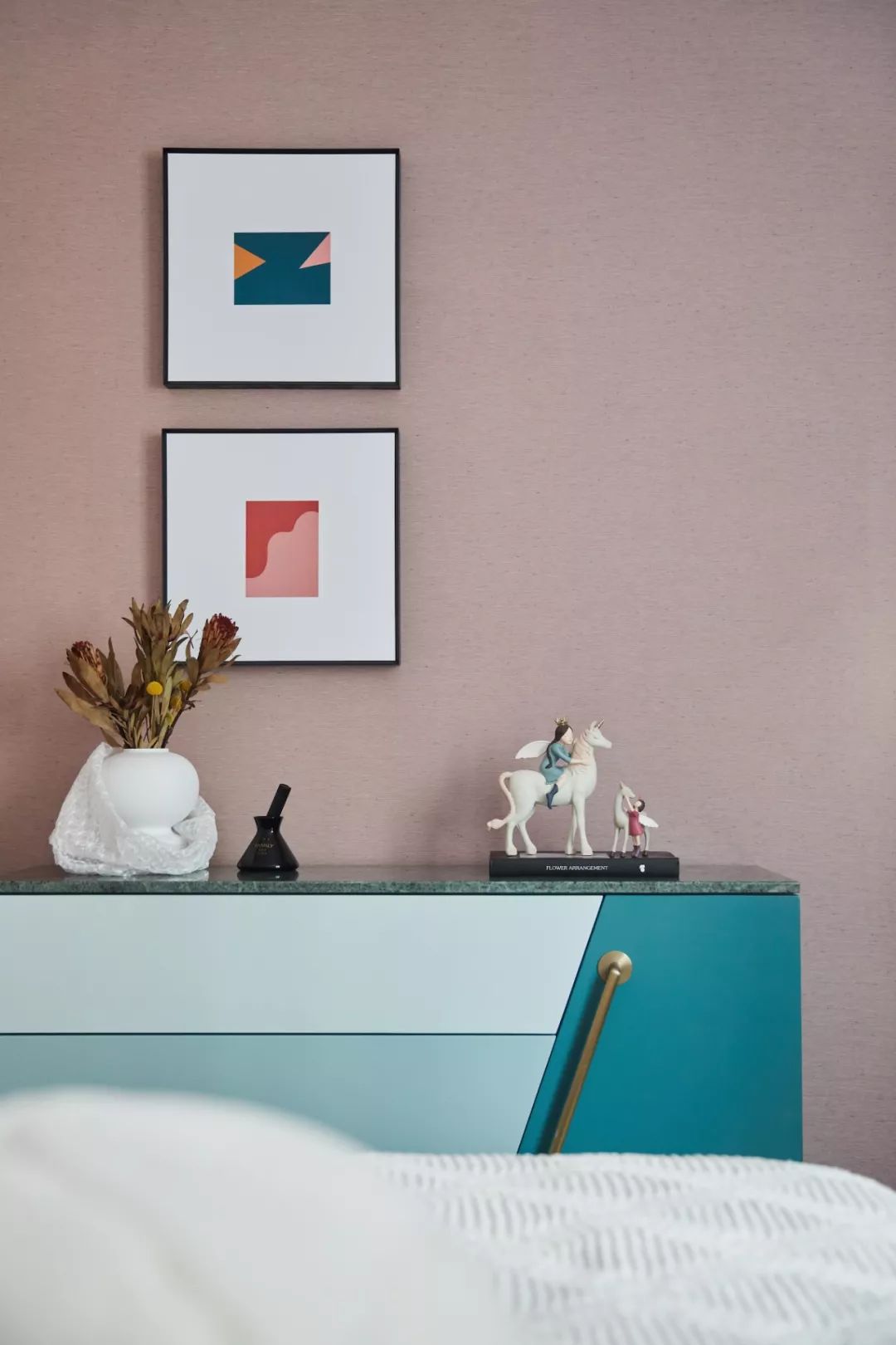 173㎡现代轻奢风下叠洋房，优雅孔雀蓝凸显时尚质感！