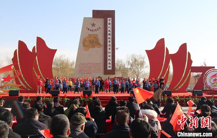 第八届新疆兵团沙海老兵节举办致力弘扬老兵精神