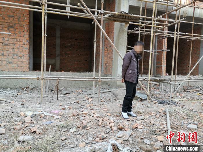 嫌疑人指认现场 吴兴公安提供