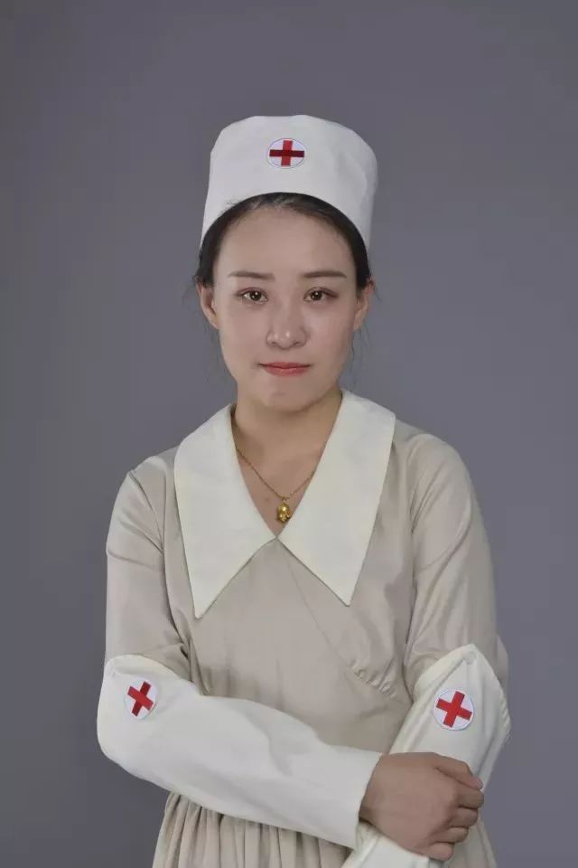 惊艳护士的穿越照每个时代的护士都有着同一种美一定要看
