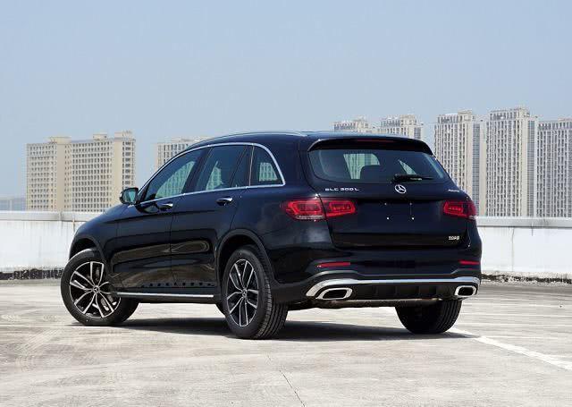 同样40万，奔驰GLC L和三菱帕杰罗，不同的境界与品位