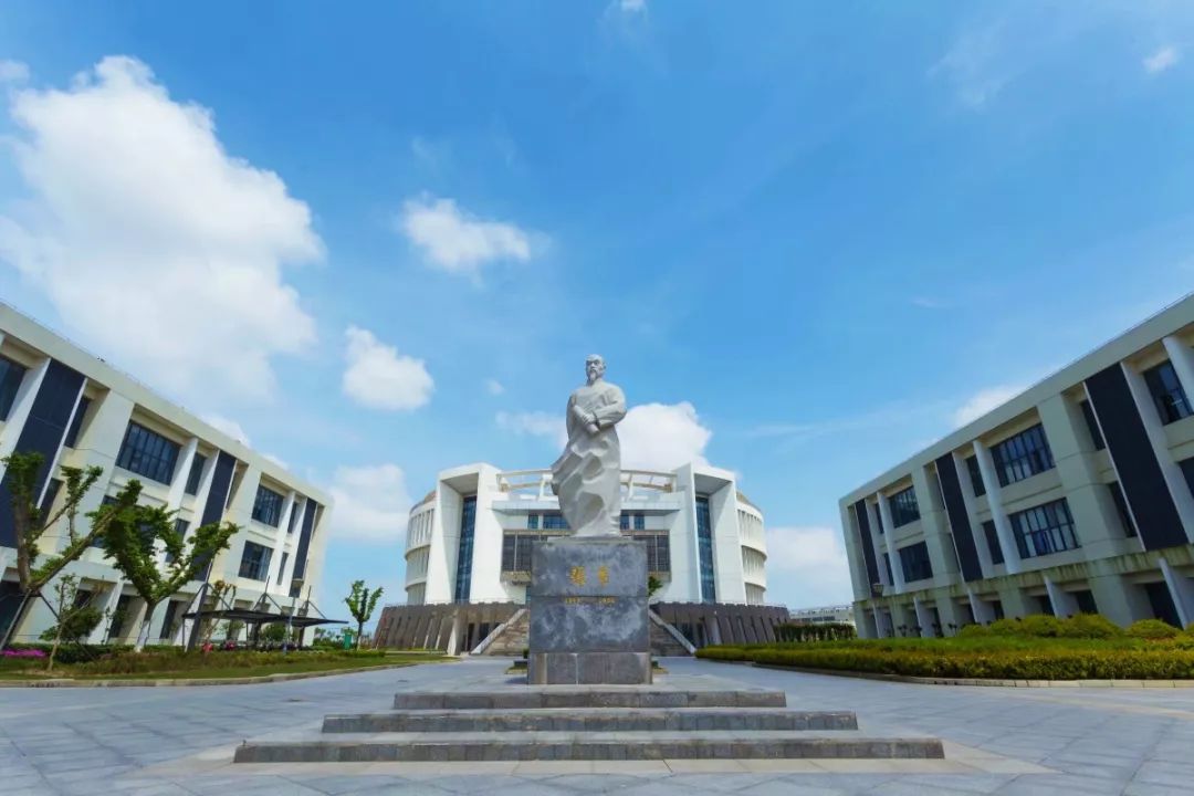 南通大学招聘专职辅导员