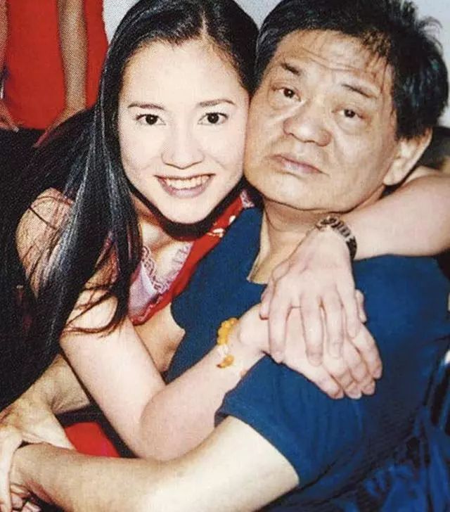 47岁前tvb女演员不后悔做艳星富豪男友去世后曾做清洁工为生