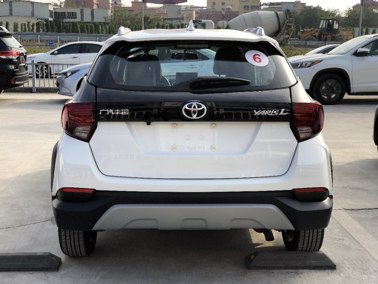 试驾广汽丰田致炫x :小车自带运动型格